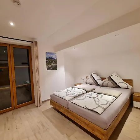 Resch Apartman